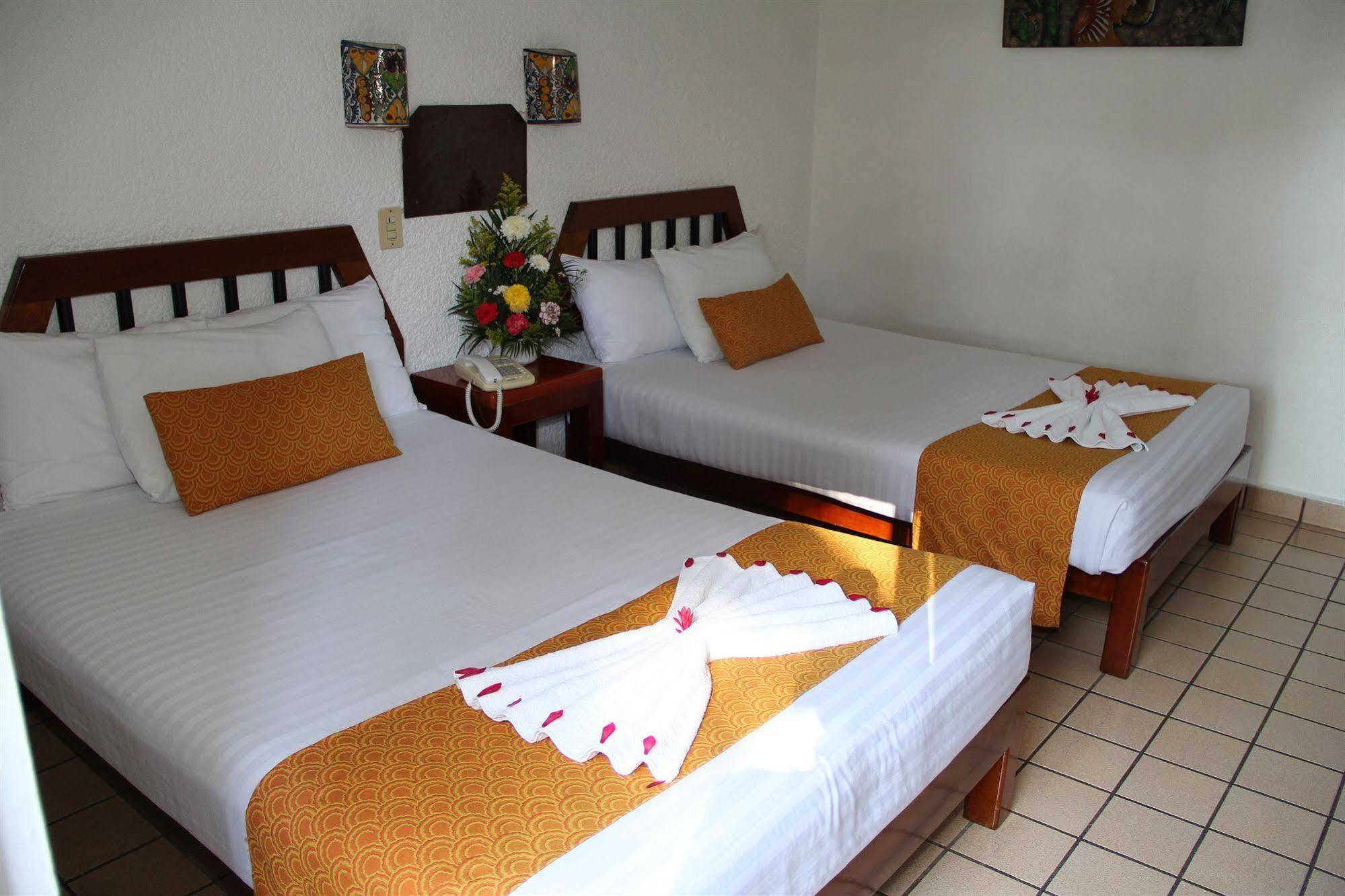 Hotel Maya Palenque Buitenkant foto